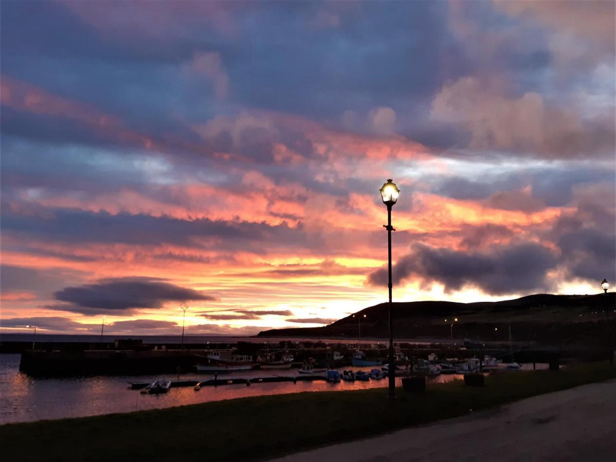 Song Of The Sea, Selkie House Bed and Breakfast Helmsdale Buitenkant foto